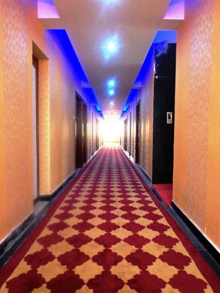 בודהגאיה Hotel R K Palace מראה חיצוני תמונה